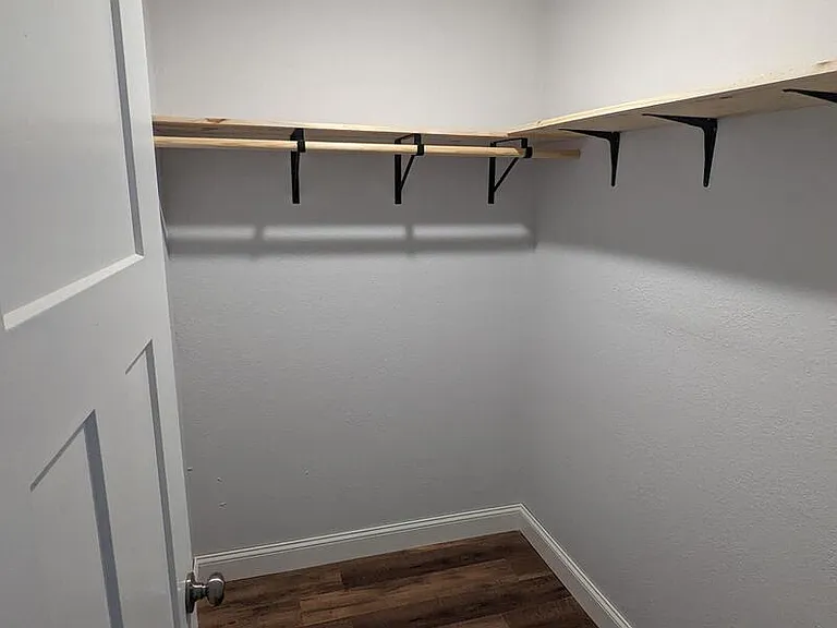 205 Oskaloosa St #206 — Photo 10