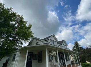 5 Frisbee St, East Chatham, NY 12060