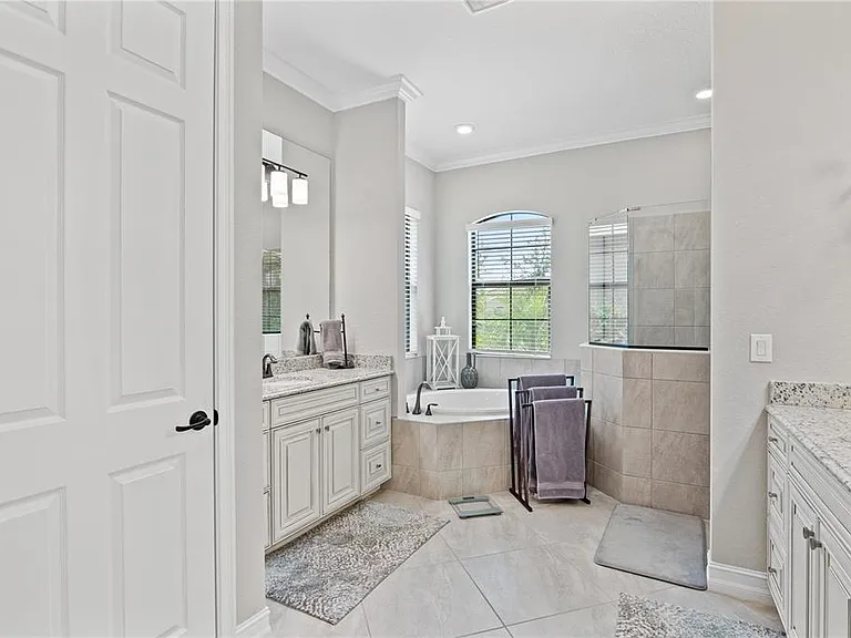 5623 Mulligan Way — Photo 41