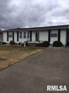 316 Kell St, Salem, IL, 62881