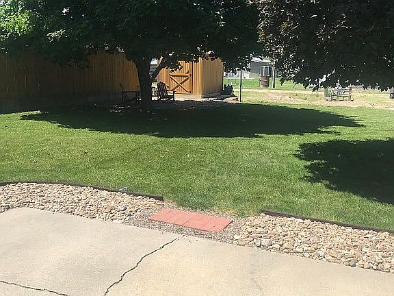 3rd image of 1211 Logan St