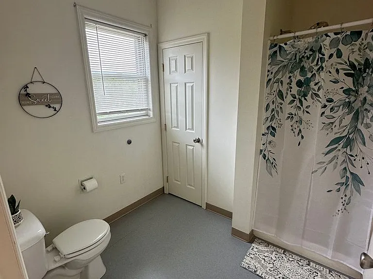 1013-1016 Residence Dr — Photo 5