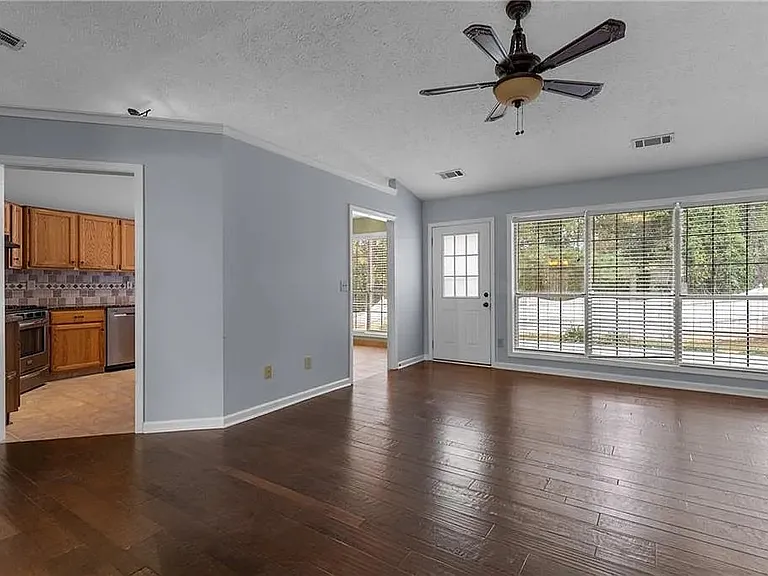 760 Trellis Pond Ct #4 — Photo 5