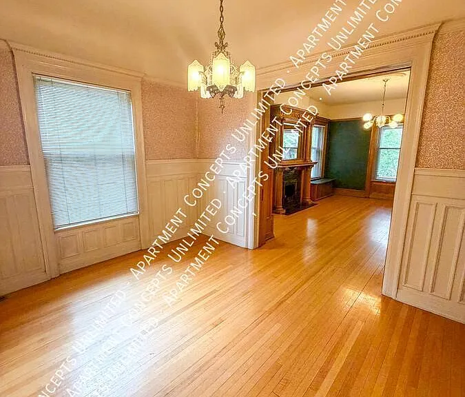1302 N Williams St #1 — Photo 7
