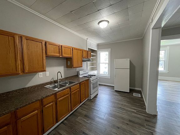 5th image of 120 N Princeton Ave