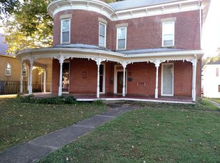 202 Henry St, Ravenswood, WV
