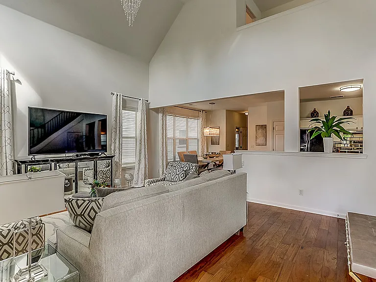 1338 Harbor Park Dr — Photo 10