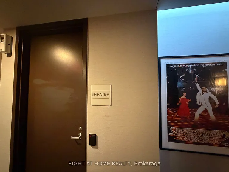 111 Champagne Ave S #309 — Photo 25