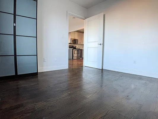 Rented by ABCO Commercial Properties, LLC | media 21