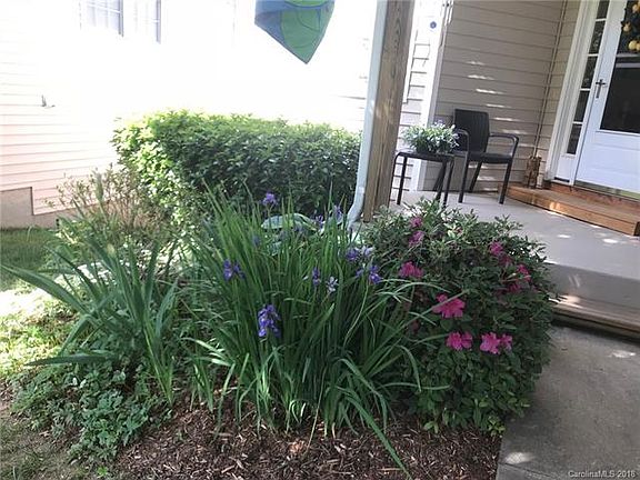 4th image of 246 Creeks End Cir