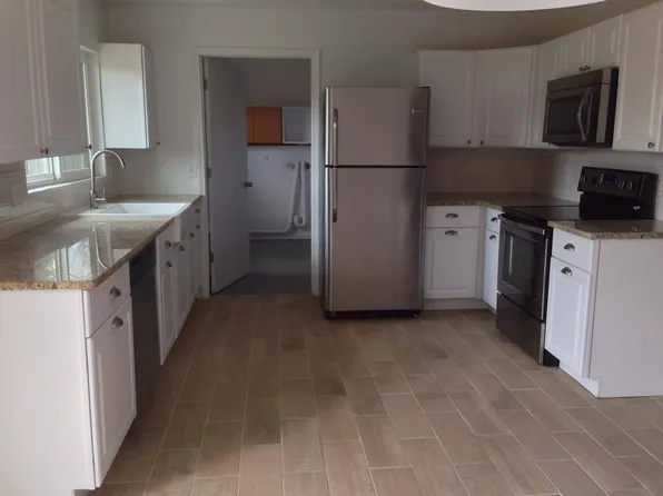 4504 West St, Bessemer, AL 35020