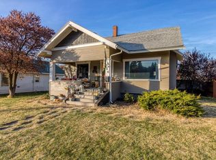 124 Orchard Ave, Milton Freewater, OR 97862