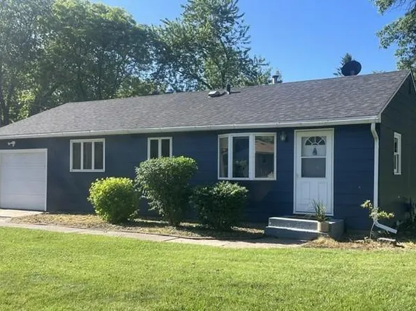 440 106th Ave NW, Coon Rapids, MN 55448