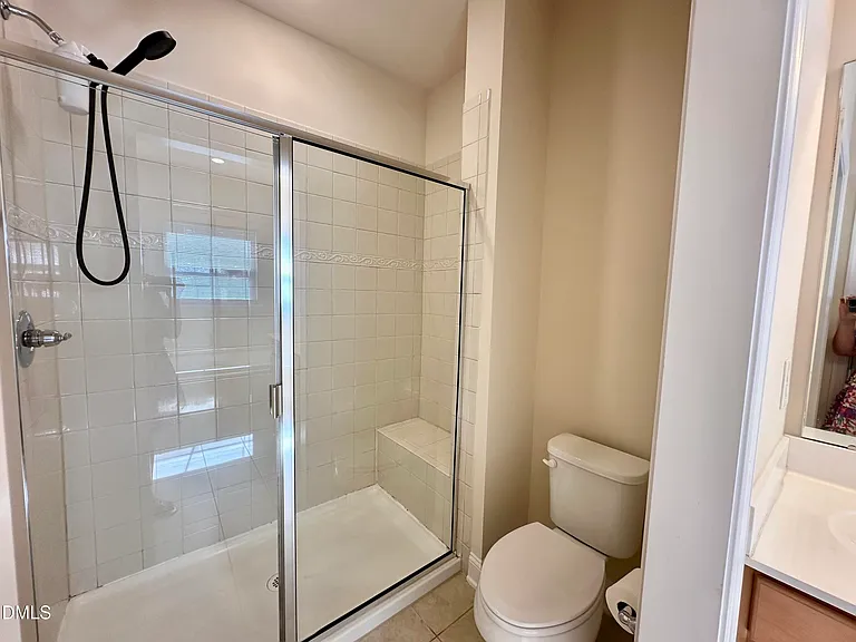 1004 Waymaker Ct — Photo 17