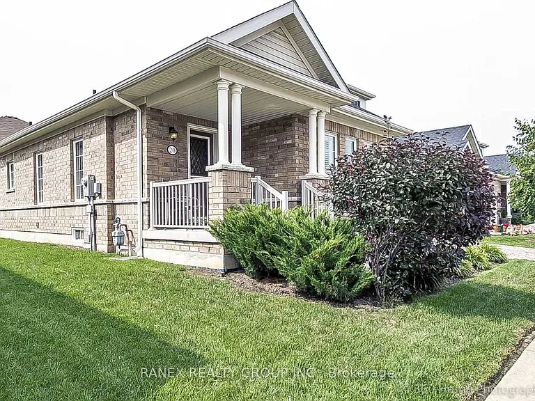 20 Muzzo Dr — Photo 3