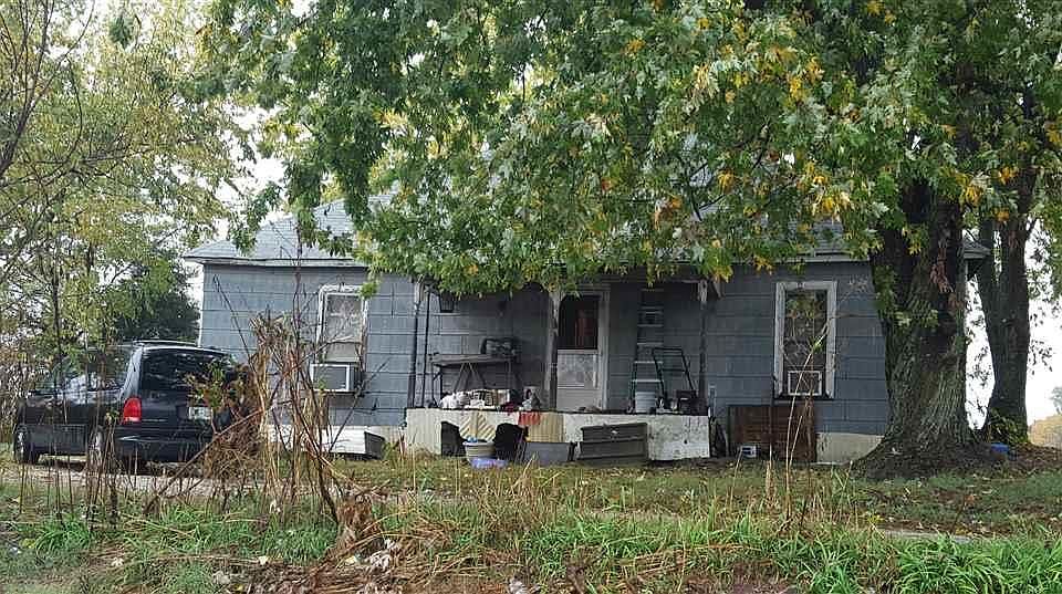 2nd image of 266 Gardner Rd