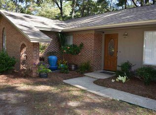 2934 Foxcroft Dr, Tallahassee, FL 32309