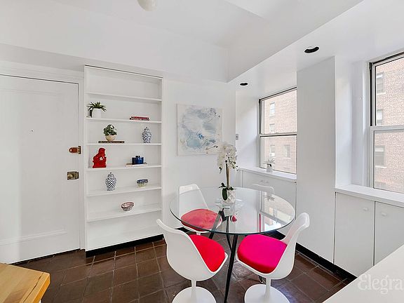 5th image of 1035 Park Ave #14B