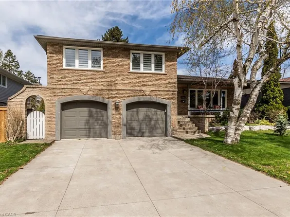 4463 Hawthorne Dr, Burlington, ON L7L 1G7