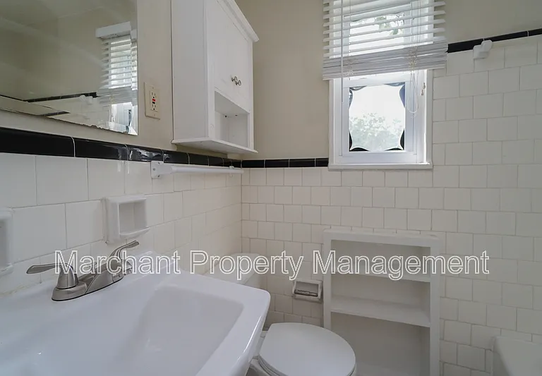 605 University Rdg #1E — Photo 13