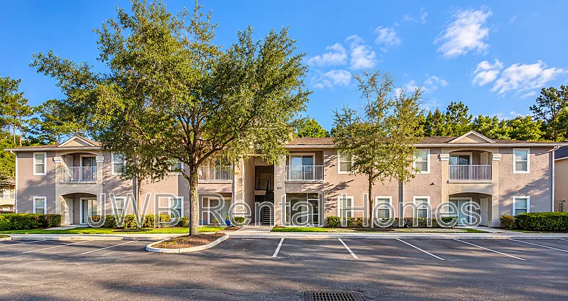 6081 Maggies Cir #112