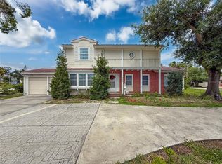 425 49th St N, Saint Petersburg, FL 33710