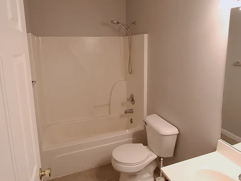 561 Hampton Way #1 — Photo 15