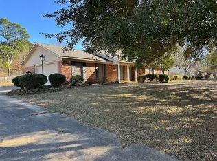 210 Tejas Trl, Atlanta, TX 75551