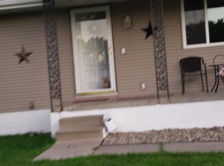 527 E 4th St, Wayne, NE 68787