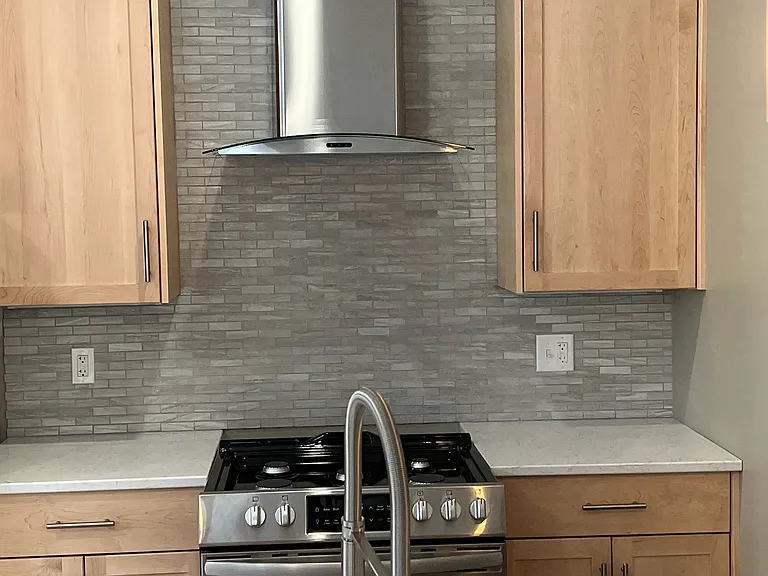 1 bedroom apartment kitchen