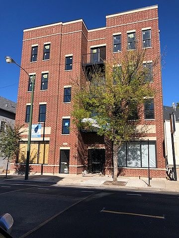 1st image of 2815 N Lincoln Ave #2