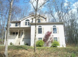 332 Williamson Dr, East Stroudsburg, PA