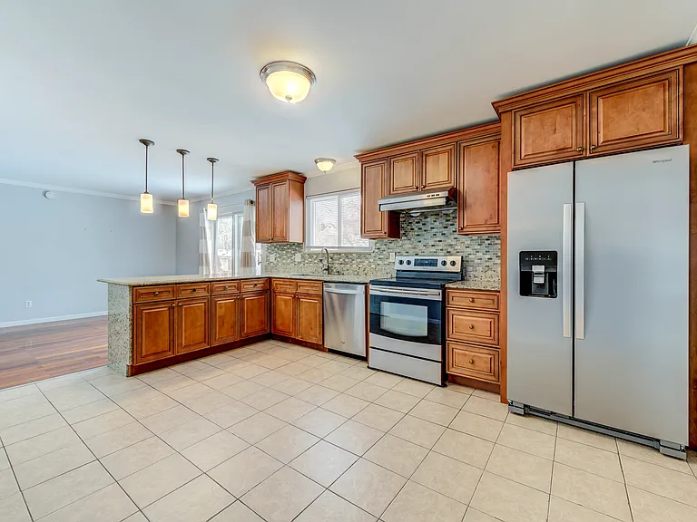 15481 Duxbury Way — Photo 19