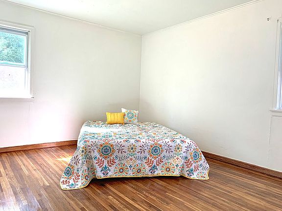 Lower unit - bedroom #1