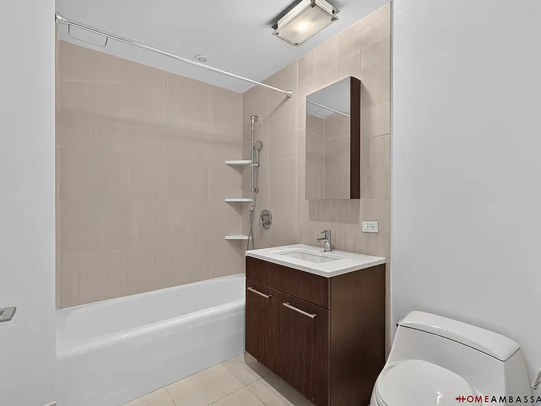 39 E 29th St #20C — Photo 10