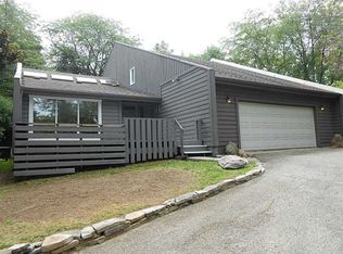 614 N Bird Rd, Springfield, OH 45503