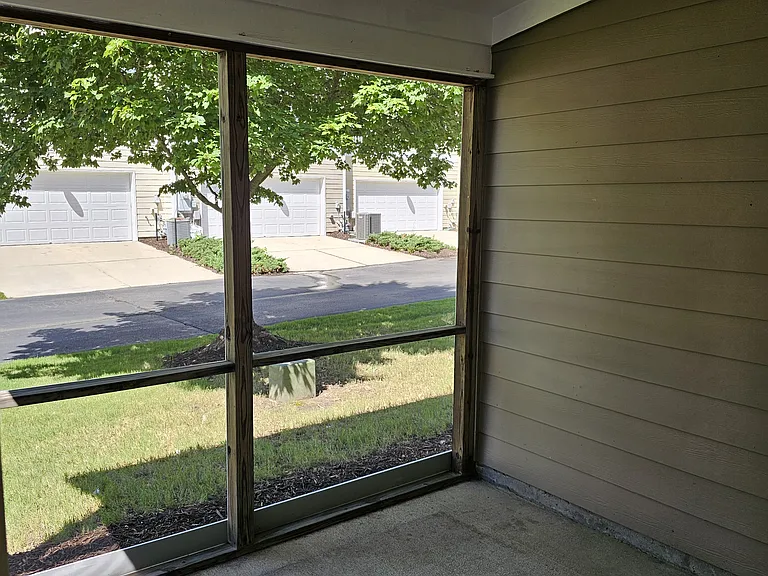 Screened in porch