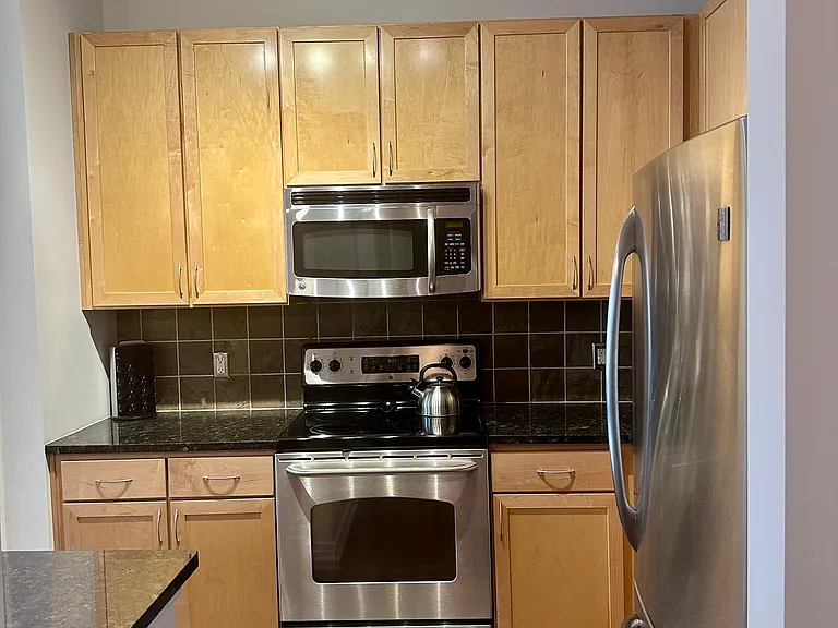 3000 Vanderbilt Pl #300 — Photo 9