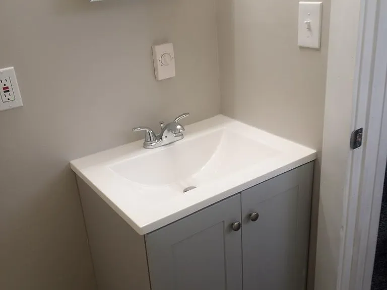 636 Elm Ave #B — Photo 8