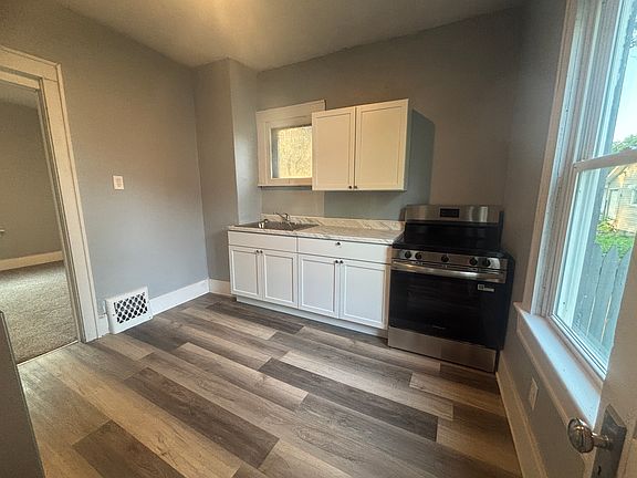 5th image of 347 E Voris St