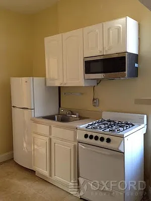 Rented by Oxford Property Group | media 23