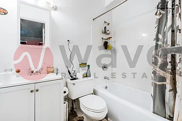 Rented by Wave Real Estate Group