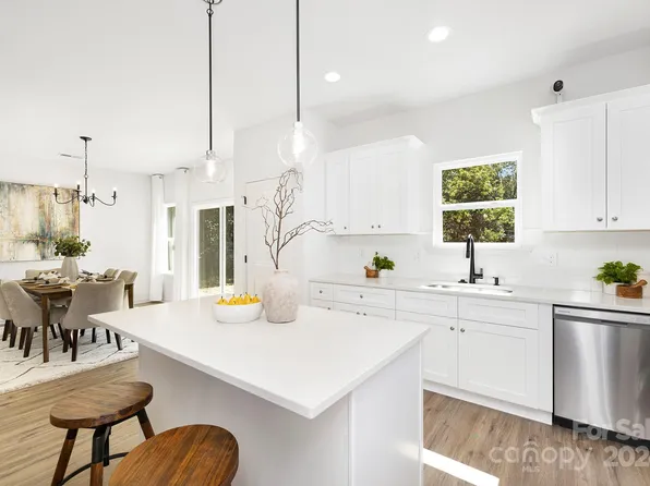 5203 Ansel Ln, Charlotte, NC 28216