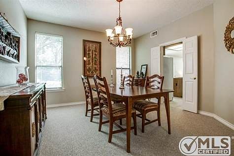 5th image of 1731 Crescent Ln