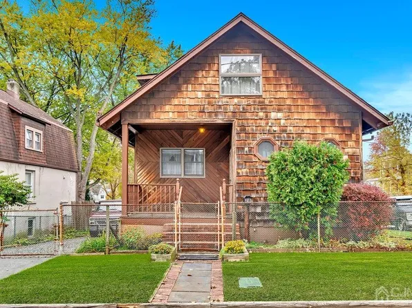 28 S Columbus Ave, Fords, NJ 08863