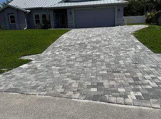 1050 6th Ave SW, Vero Beach, FL 32962