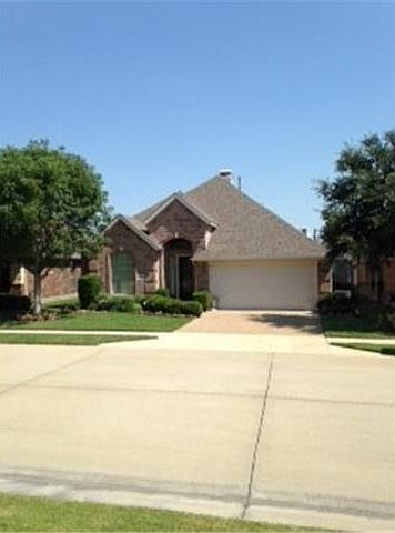 1st image of 740 Pelican Hills Dr