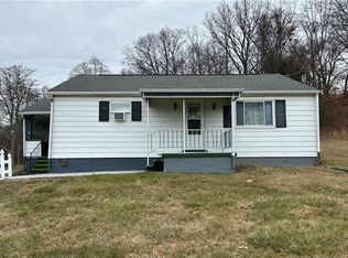 89 State Route 908 Ext, Tarentum, PA 15084