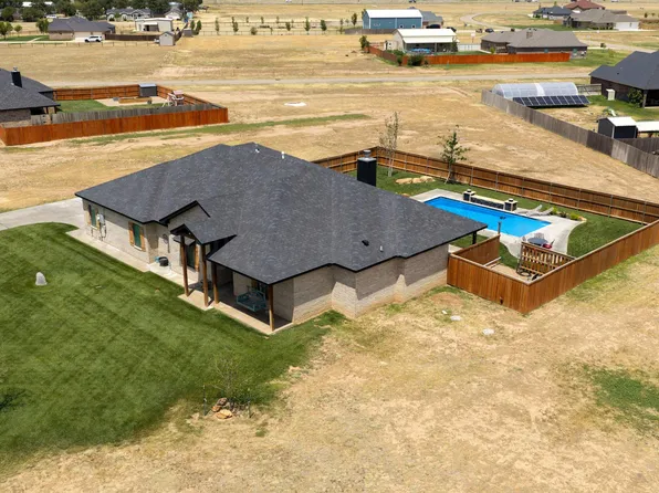 2601 Blue Spgs, Amarillo, TX 79124