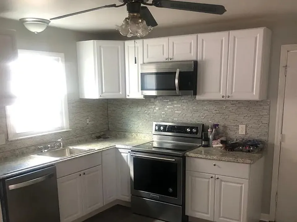 114 Cleveland Ave #2